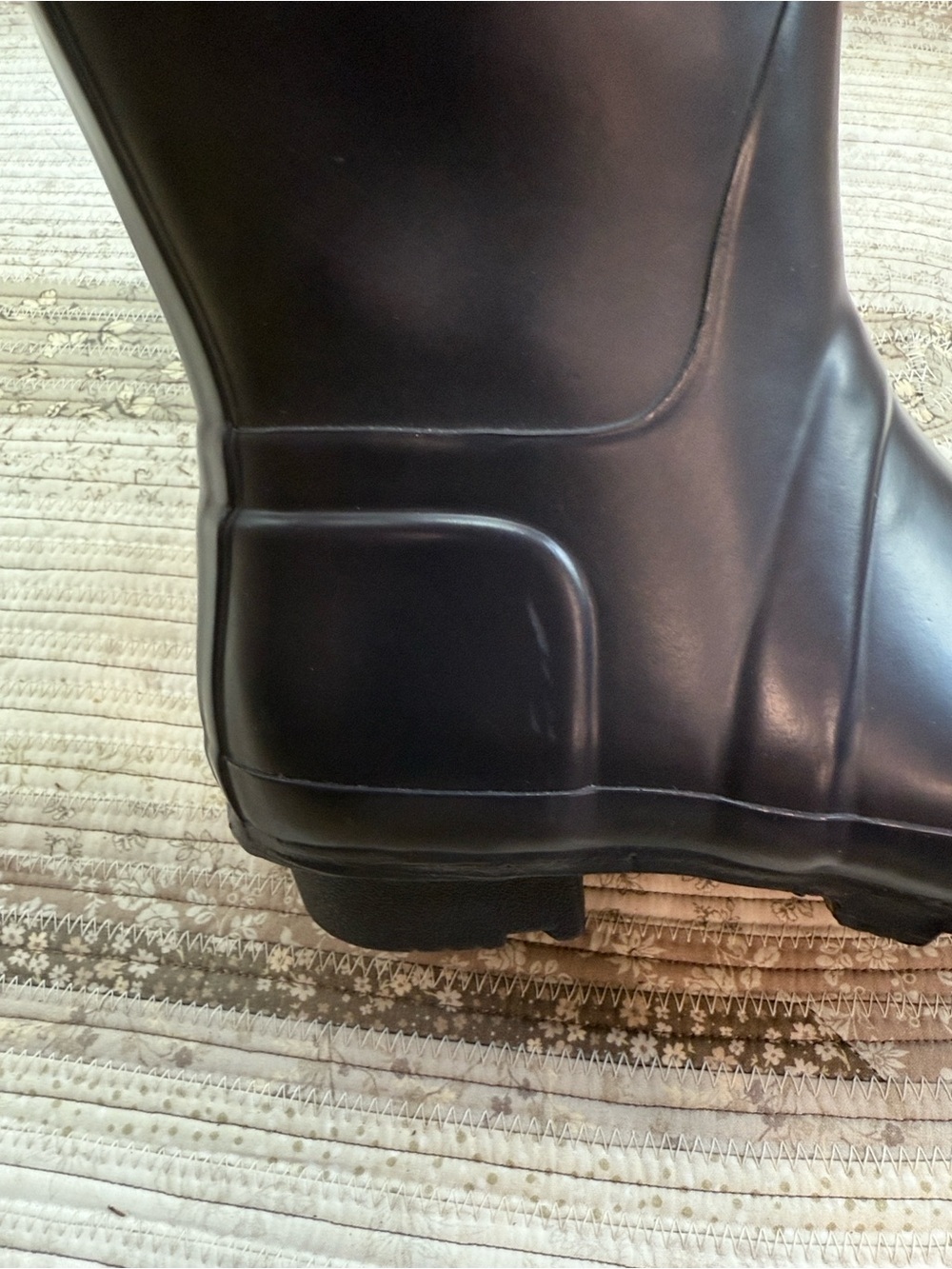 Hunter Women's Tall Navy Gloss Rain Boots - Picture 8 of 9
